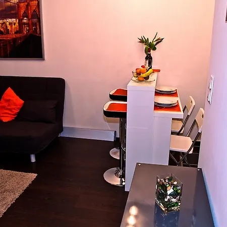 Corvin Center Apart Otel 3*