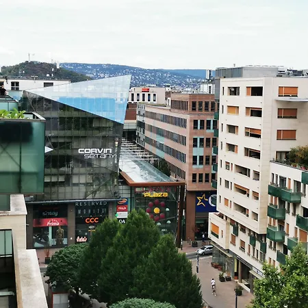 Apartahotel Corvin Center