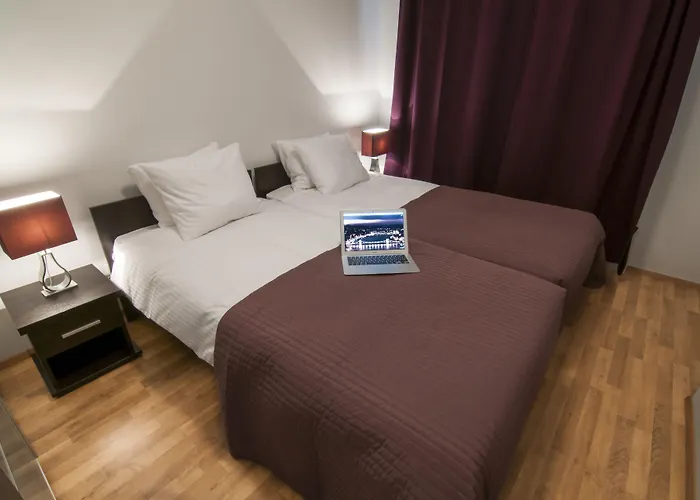 Aparthotel Corvin Center 3*