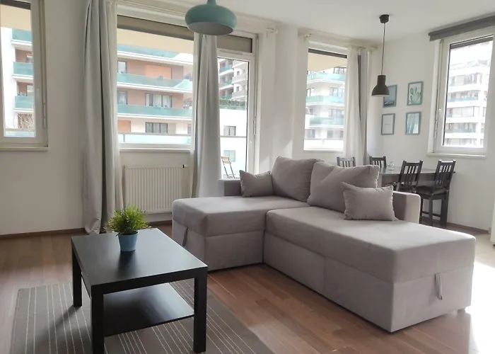 Aparthotel Corvin Center 3*