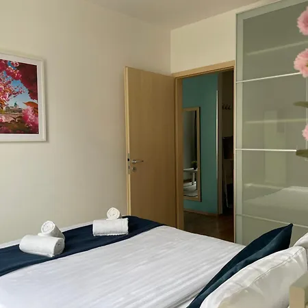 Corvin Center Aparthotel