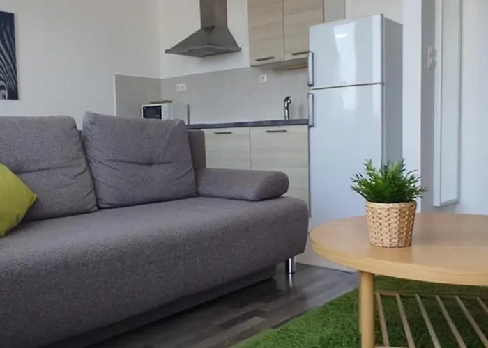 Corvin Center Aparthotel 3*